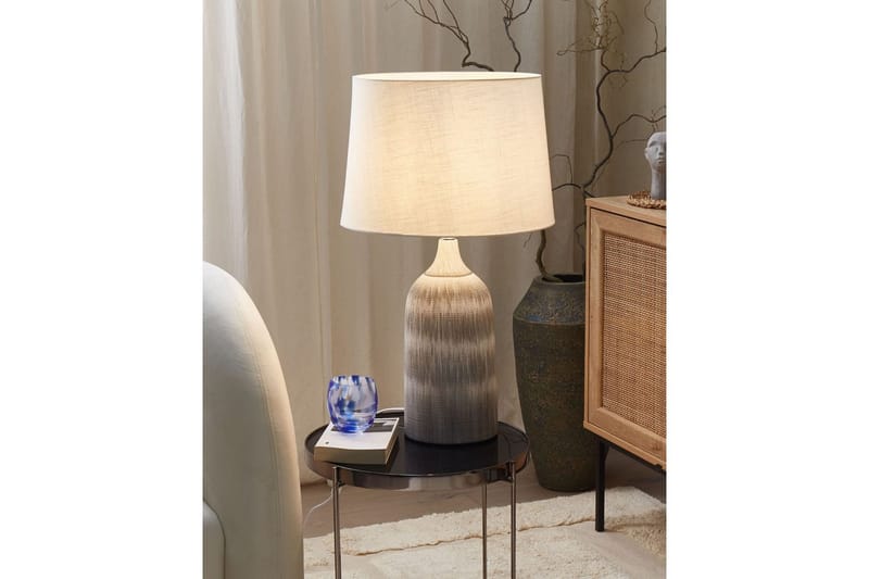 Palmarola Bordlampe 66 cm E27 - Off white - Belysning - Innendørsbelysning & Lamper - Soveromslampe - Sengelamper - Nattbordslampe stående