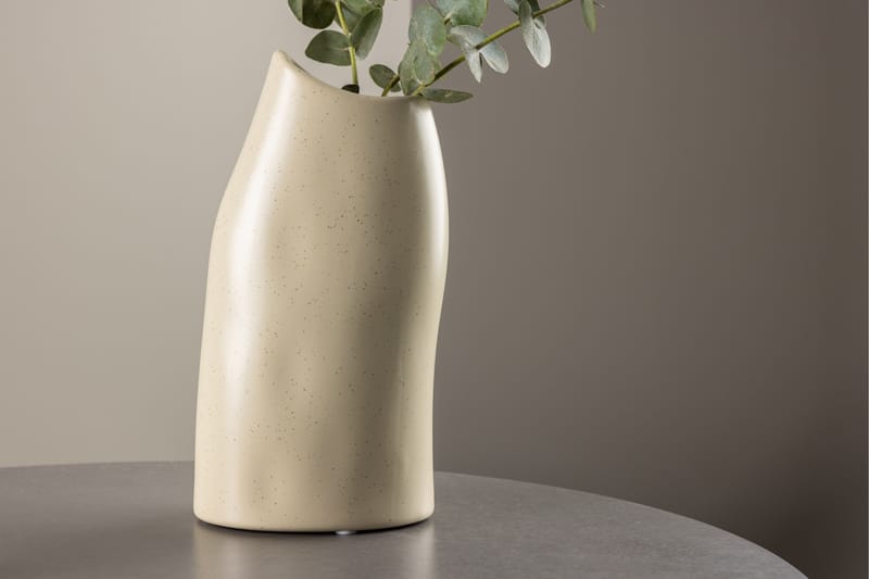 Ernst Vase 9 cm - Beige - Interiør - Dekorasjon & innredningsdetaljer - Vas