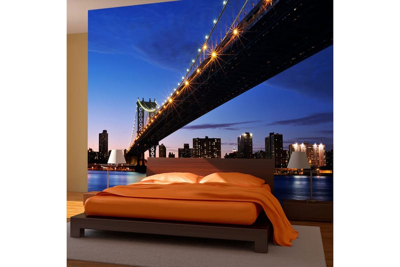 Fototapet Manhattan Bridge Illuminated At Night 250x193 - Artgeist sp. z o. o. - Tapet stue - Fototapeter - Kjøkkentapeter - Tapet soverom