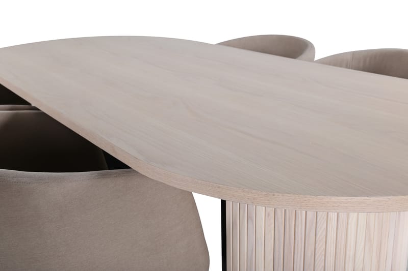 Bianca Matgruppe 200 cm Oval med 4 Berit stoler - Beige - Møbler - Bord - Spisegruppe