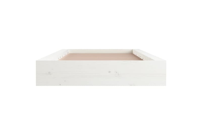 beBasic Sengeramme hvit 135x190 cm 4FT6 Double heltre - Hvit - Møbler - Senger - Sengeramme & sengestamme