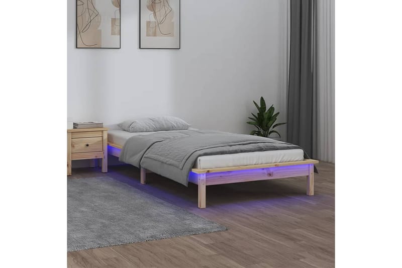 beBasic Sengeramme med LED 100x200 cm heltre - Brun - Møbler - Senger - Sengeramme & sengestamme