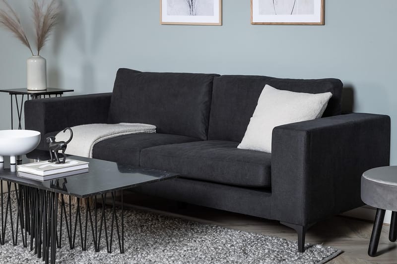 Johana 3-seter Fløyelssofa - Svart - Møbler - Sofaer - 3 seter sofa