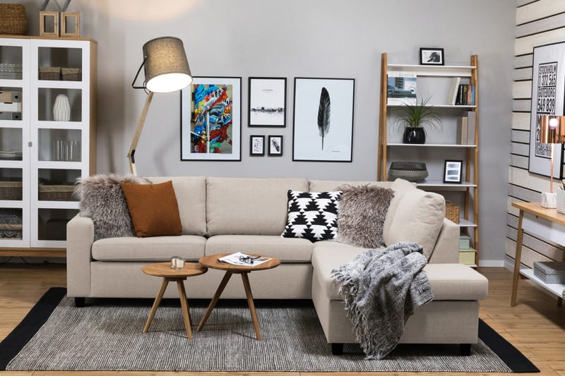 Sofa Nevada 2,5-seter med Sjeselong Høyre - Beige - Møbler - Sofaer - Sofaer med sjeselong