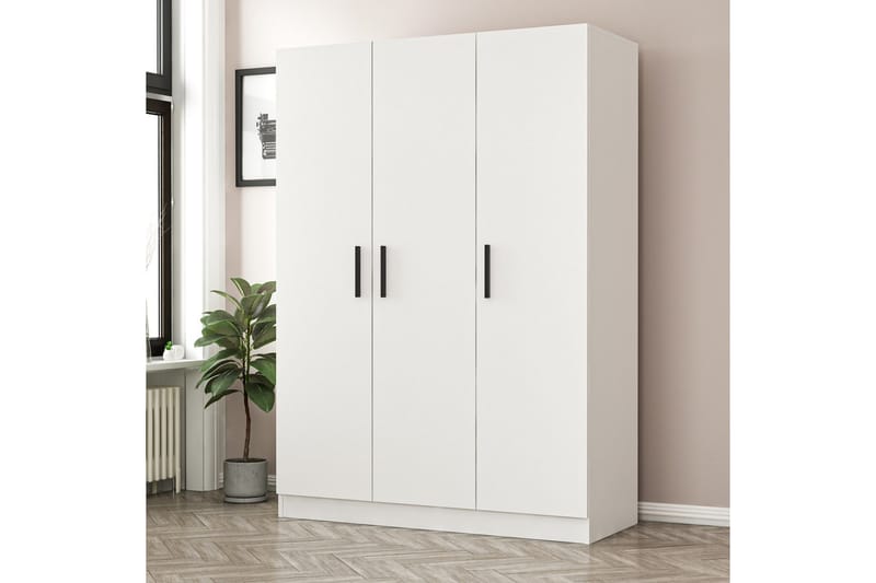 Garderobe Cambrian 135 cm - Hvit - Oppbevaring - Garderober & garderobesystem