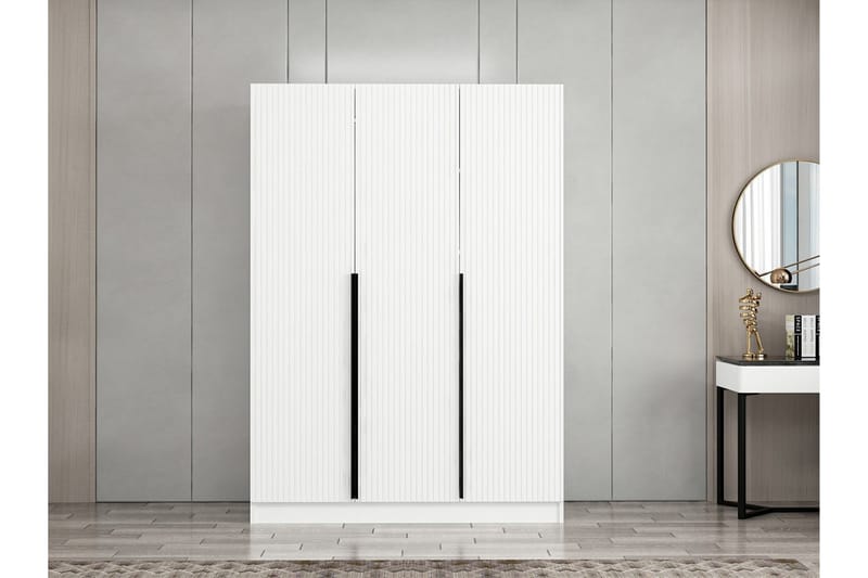 Garderobe Cambrian 135 cm - Hvit - Oppbevaring - Garderober & garderobesystem