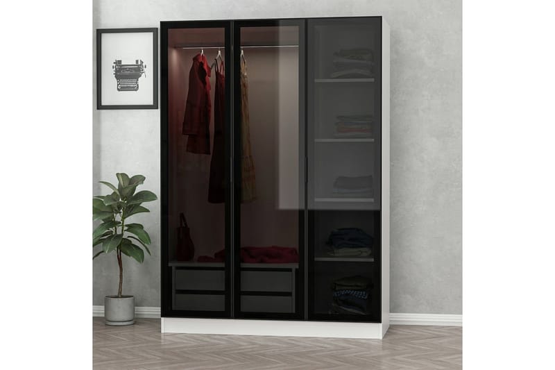 Garderobe Cambrian 135 cm - Svart/Hvit - Oppbevaring - Garderober & garderobesystem