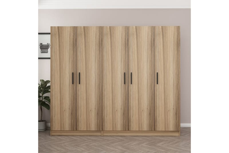 Garderobe Cambrian 225 cm - Brun - Oppbevaring - Garderober & garderobesystem