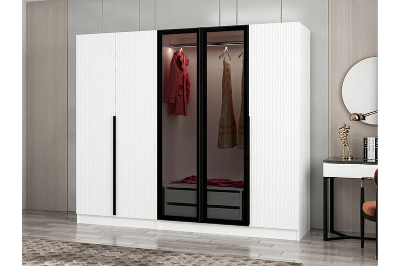 Garderobe Cambrian 225 cm - Hvit - Oppbevaring - Garderober & garderobesystem