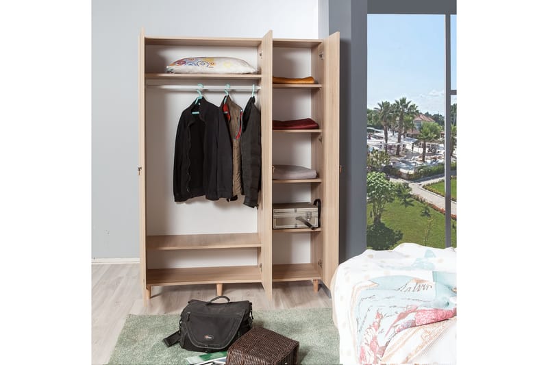 Garderobe Gillberga 135 cm - Brun - Oppbevaring - Garderober & garderobesystem