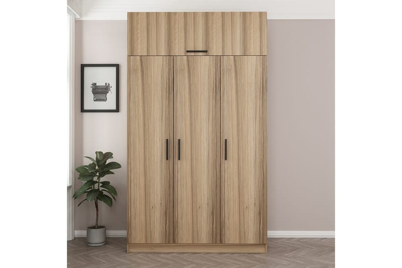 Garderobe Minar 135 cm - Brun - Oppbevaring - Garderober & garderobesystem